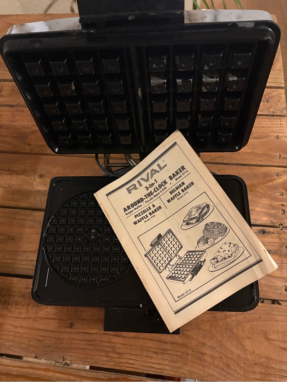 Vintage Rival 3-in-1 Black Waffle Maker - Around-the-Clock Baker